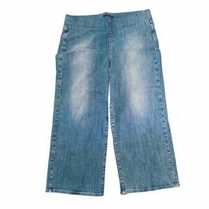 NYDJ Pull On Lift x Tuck Wide Leg High Waist Cropped Washed Jeans 8